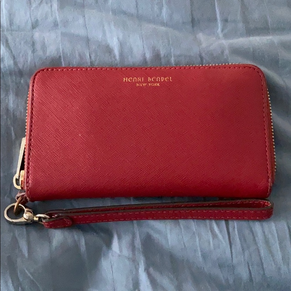 Henri bendel red wristlet